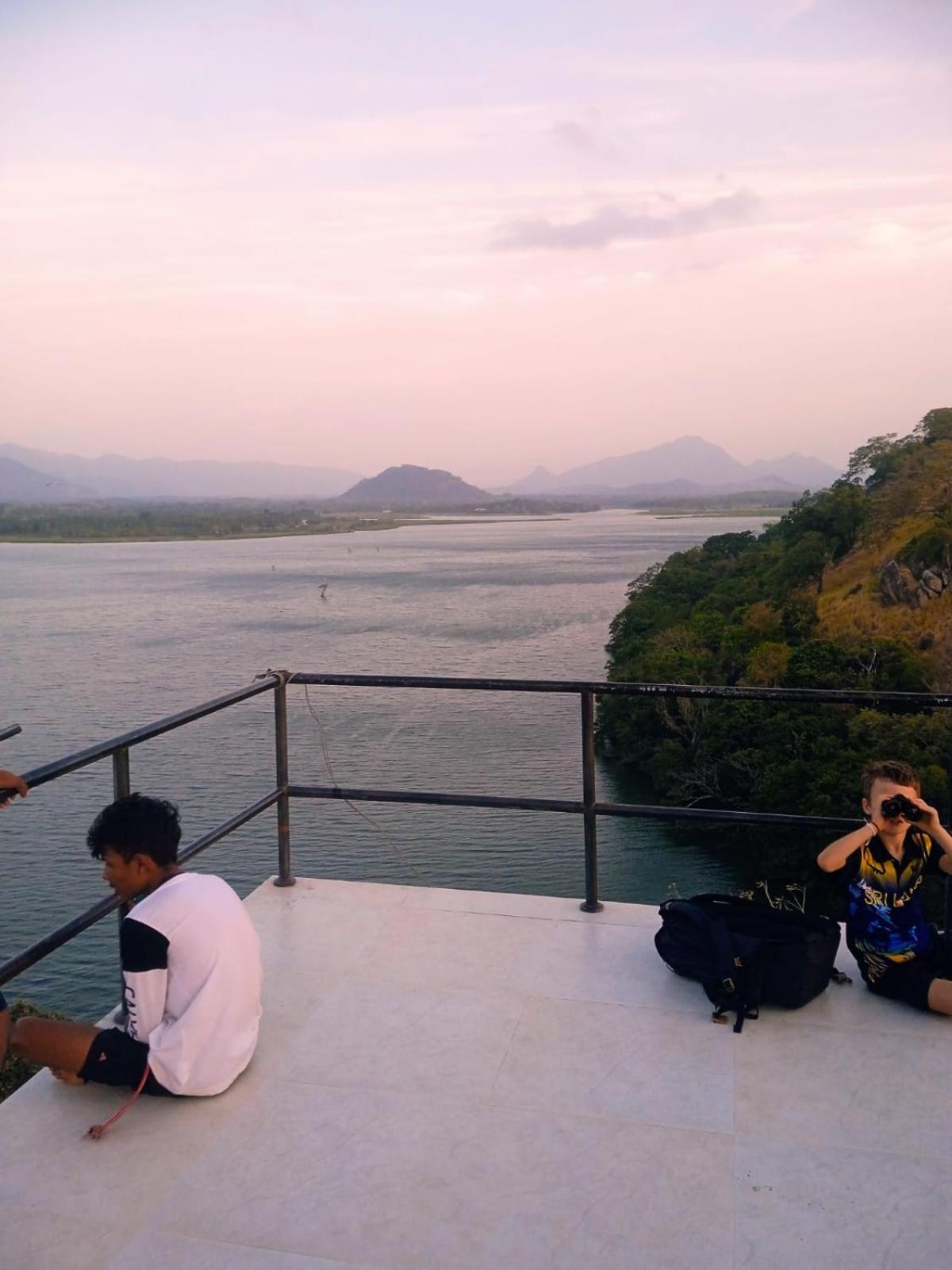 New Rasi Guest House Dambulla Exterior foto